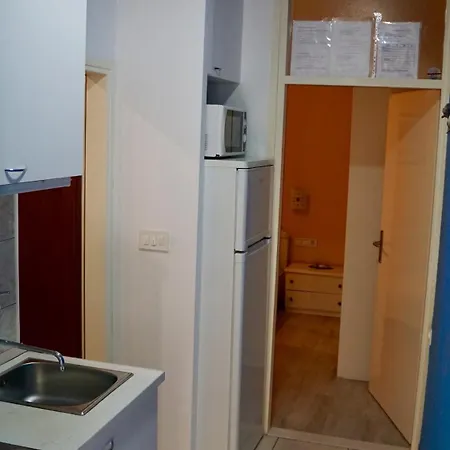 Apartment Niksa Kastelan Omis