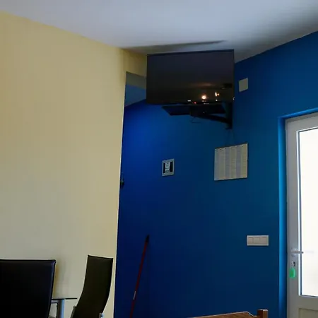 Niksa Kastelan Omis