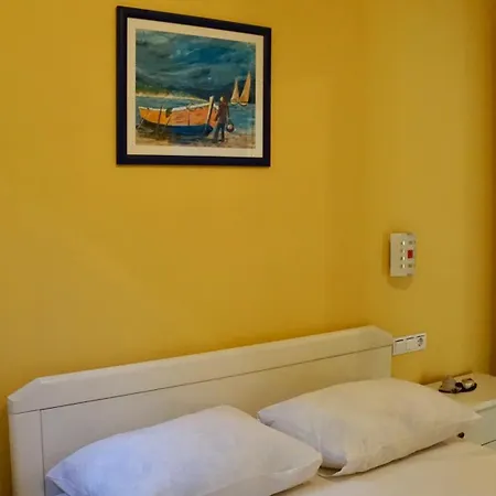 Apartment Niksa Kastelan Omis