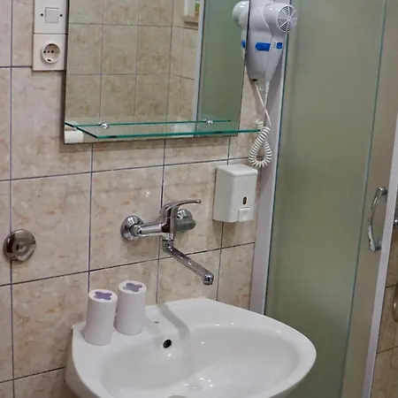 Apartment Niksa Kastelan Omis
